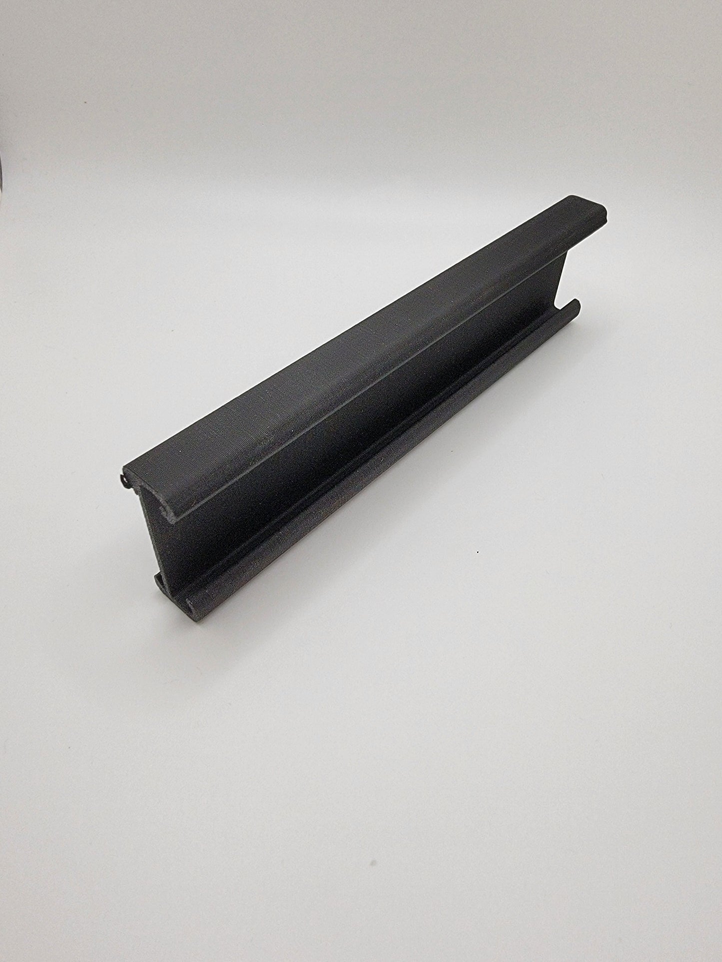 Metro Labels / Clips : Available in Many Colors! 1-1/4in Shelves 6 Inch