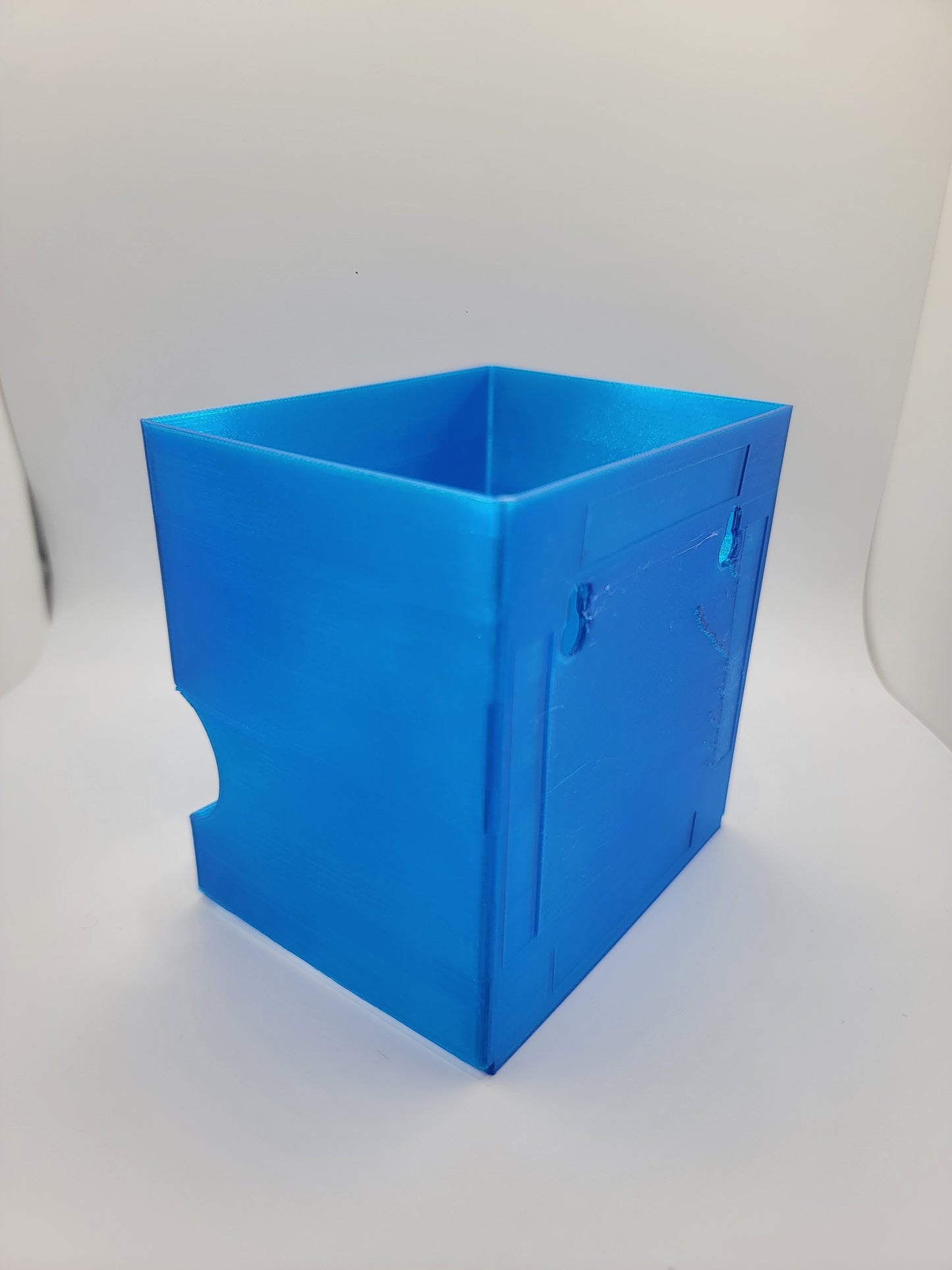 Magnetic Hairnet Holder - Mounts to anything metal